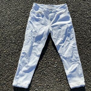 Levi's Crisp White Cropped Jeans for Women